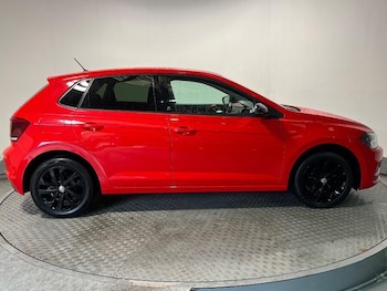 Used Volkswagen Polo 2018 for sale - 76620101: Photo