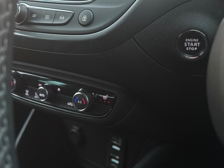 Used Vauxhall Crossland 2022 for sale - 77279696: Photo 10