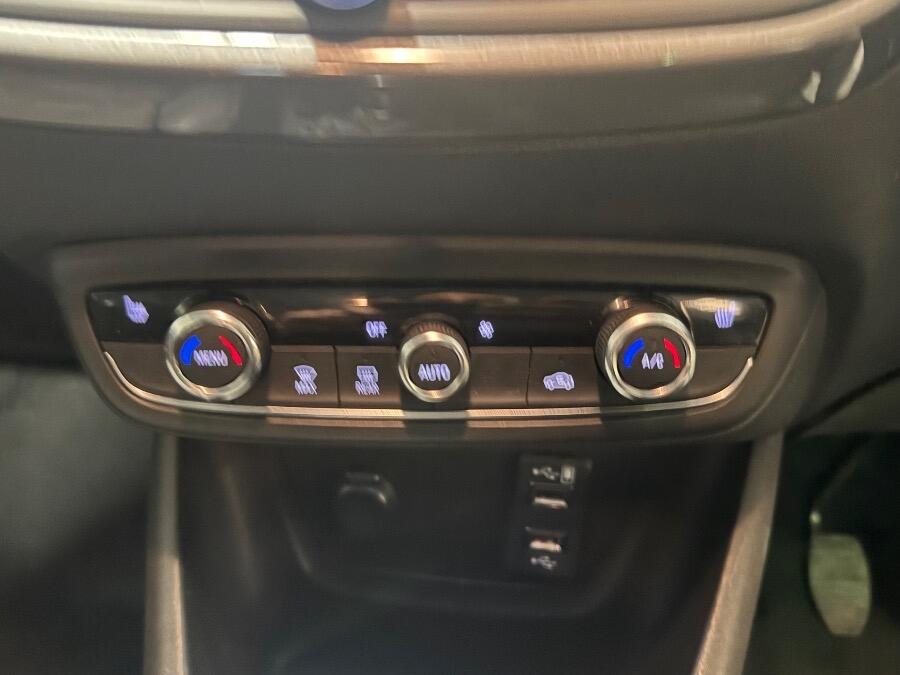 Used Vauxhall Crossland 2023 for sale - 76226659: Photo 35