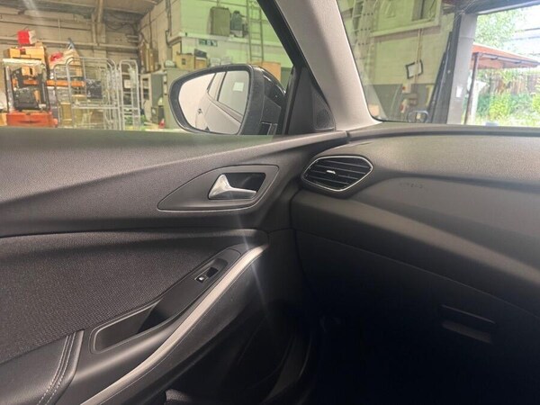 Used Vauxhall Crossland 2021 for sale - 76215274: Photo 43