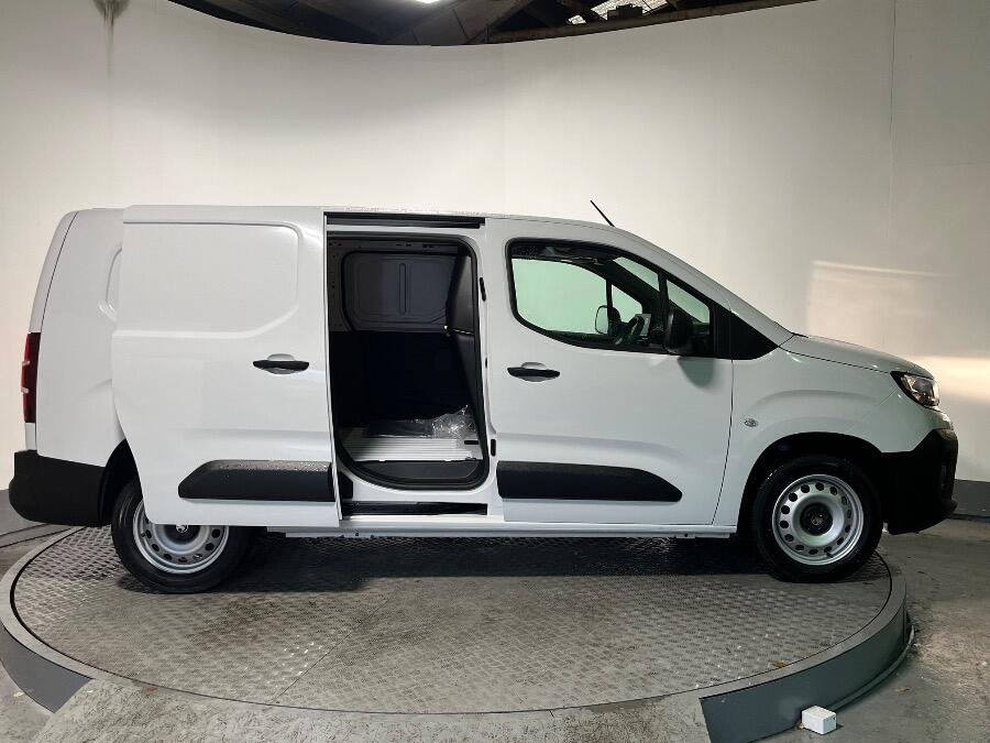 Used Vauxhall Combo 2025 for sale - 76227406: Photo 3