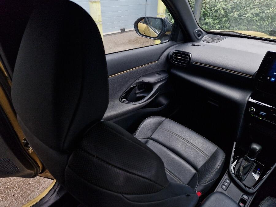 Used Toyota Yaris Cross for sale - 77330618: Photo 29