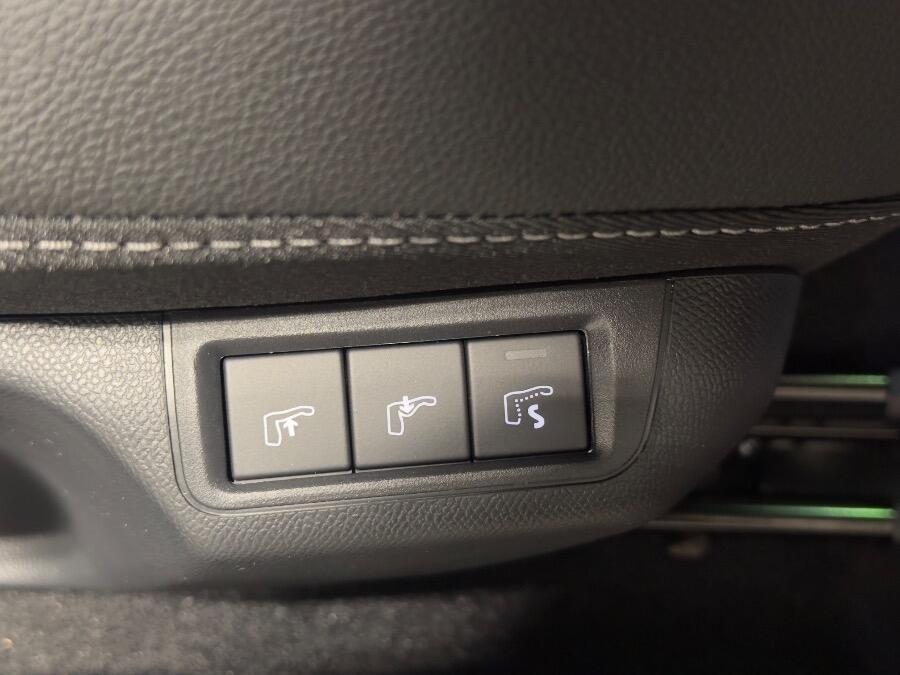 Used Vauxhall Mokka Electric 2025 for sale - 76227257: Photo 22