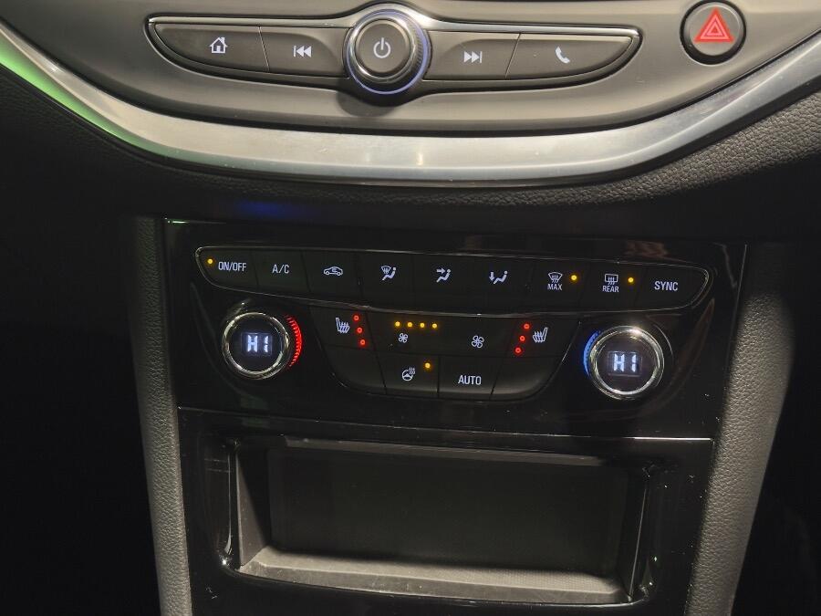 Used Vauxhall Astra 2021 for sale - 76472311: Photo 11