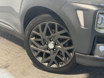 Used Hyundai KONA 2020 for sale - 77753001: Photo