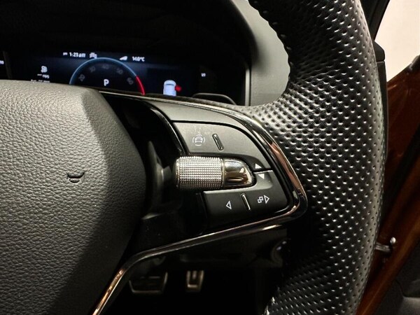 Used Skoda Karoq 2023 for sale - 75463750: Photo 44