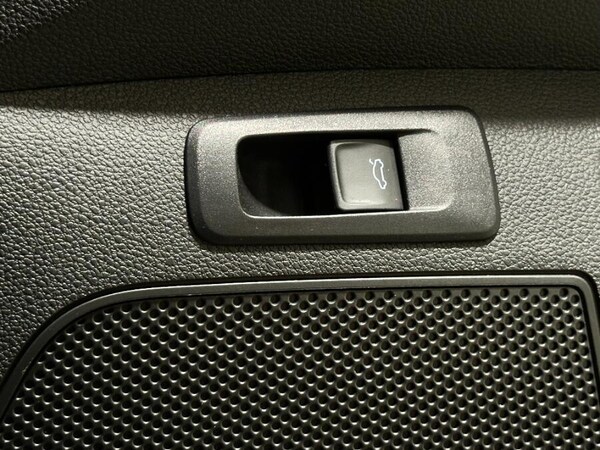 Used Skoda Karoq 2023 for sale - 75463750: Photo 53