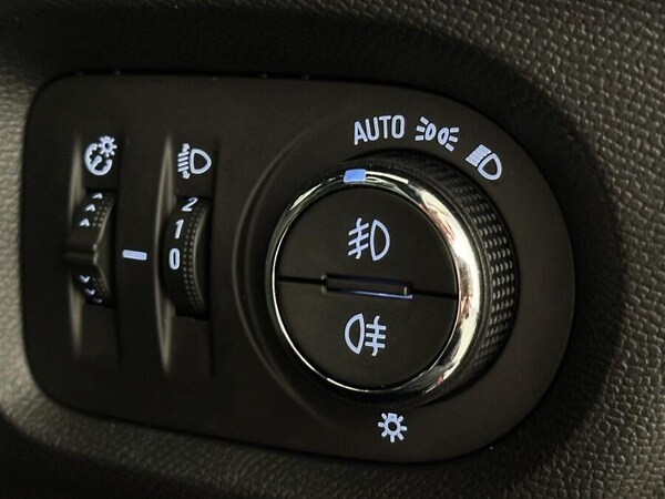 Used Vauxhall Corsa 2023 for sale - 76012173: Photo 41