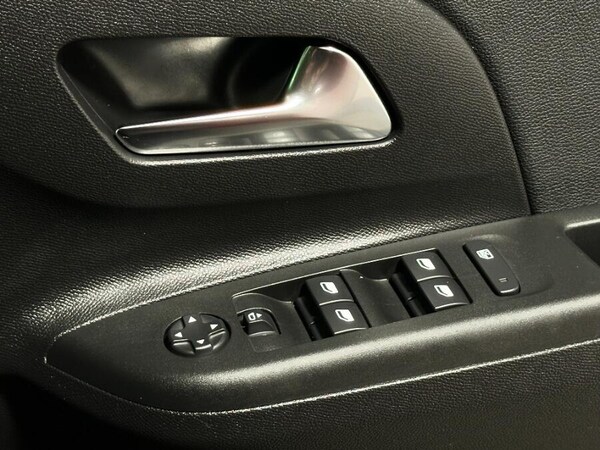 Used Vauxhall Corsa 2023 for sale - 76012173: Photo 42