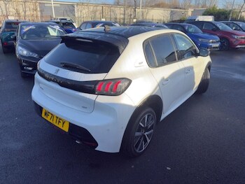 Used Peugeot 208 2021 for sale - 76227115: Photo