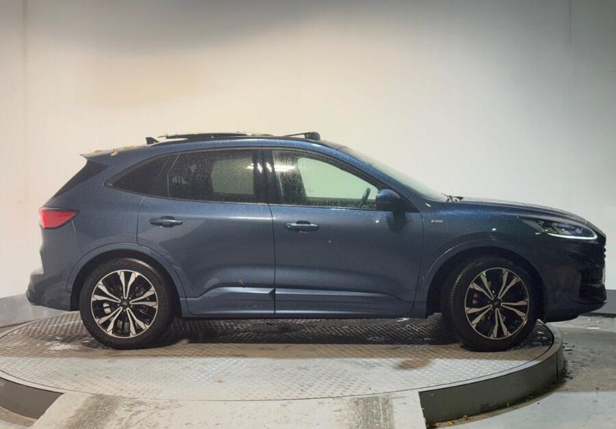 Used Ford Kuga 2021 for sale - 77331026: Photo 2