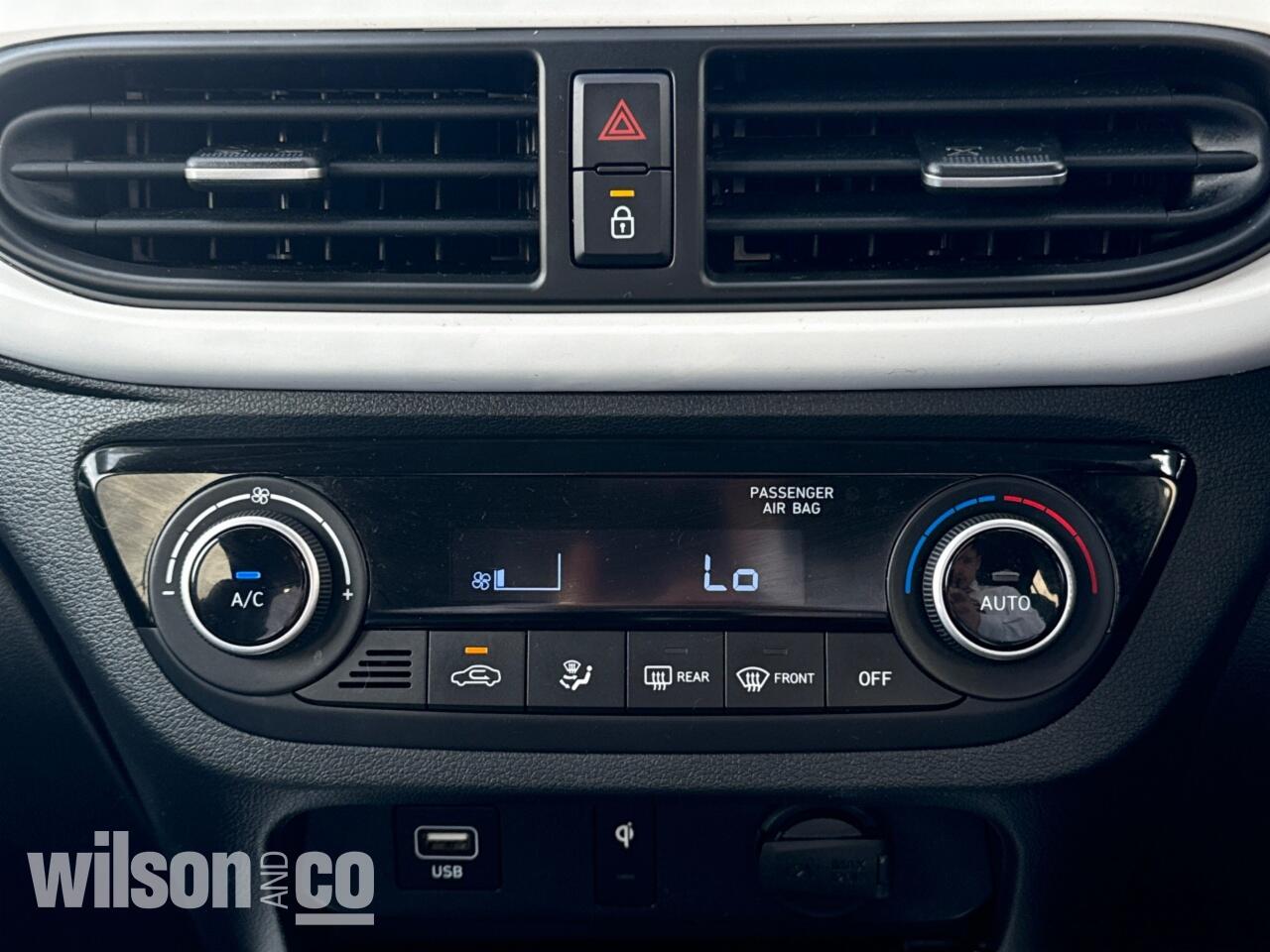 Used Hyundai i10 2023 for sale - 77525036: Photo 25