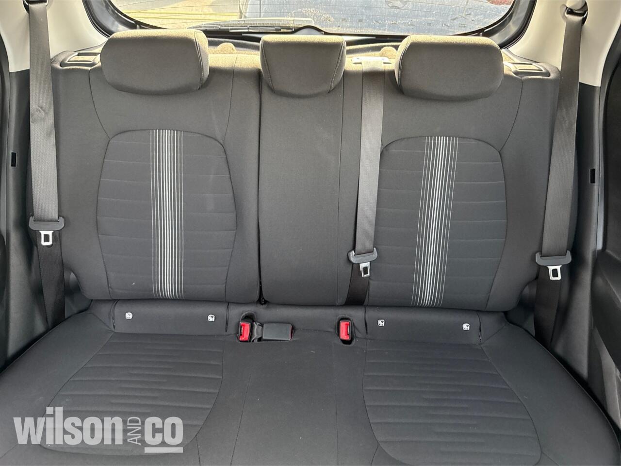 Used Hyundai i10 2023 for sale - 77525036: Photo 34