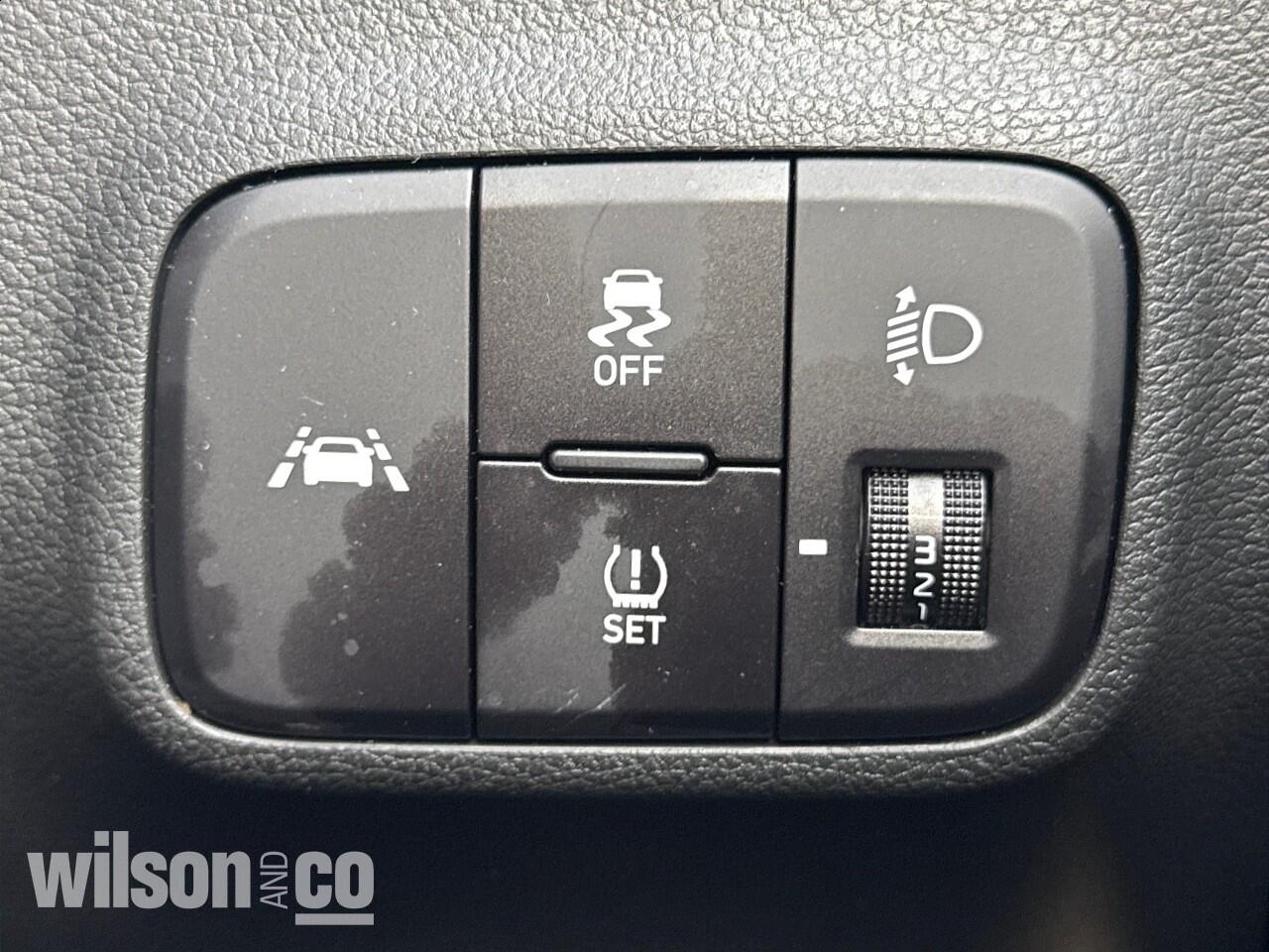 Used Hyundai i10 2023 for sale - 77525036: Photo 35