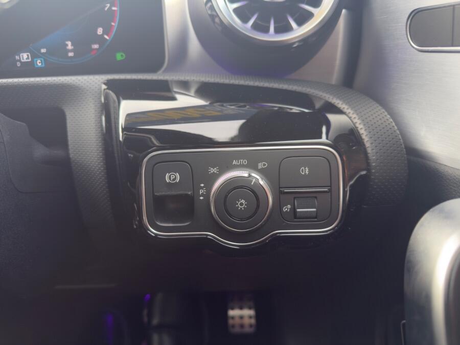 Used Mercedes-Benz CLA 2019 for sale - 76607177: Photo 48