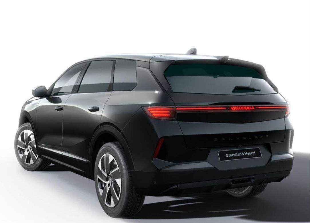 Used Vauxhall Grandland for sale - 76473621: Photo 2