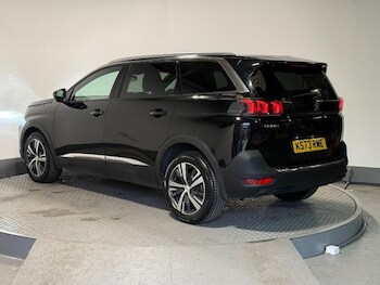 Used Peugeot 5008 2023 for sale - 77320243: Photo