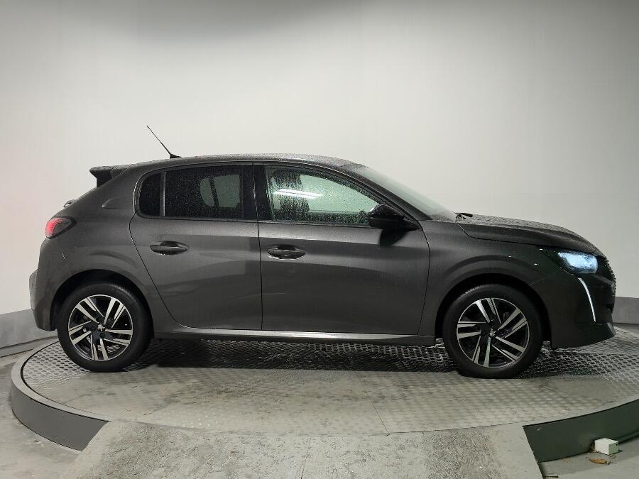 Used Peugeot 208 for sale - 77345709: Photo 2