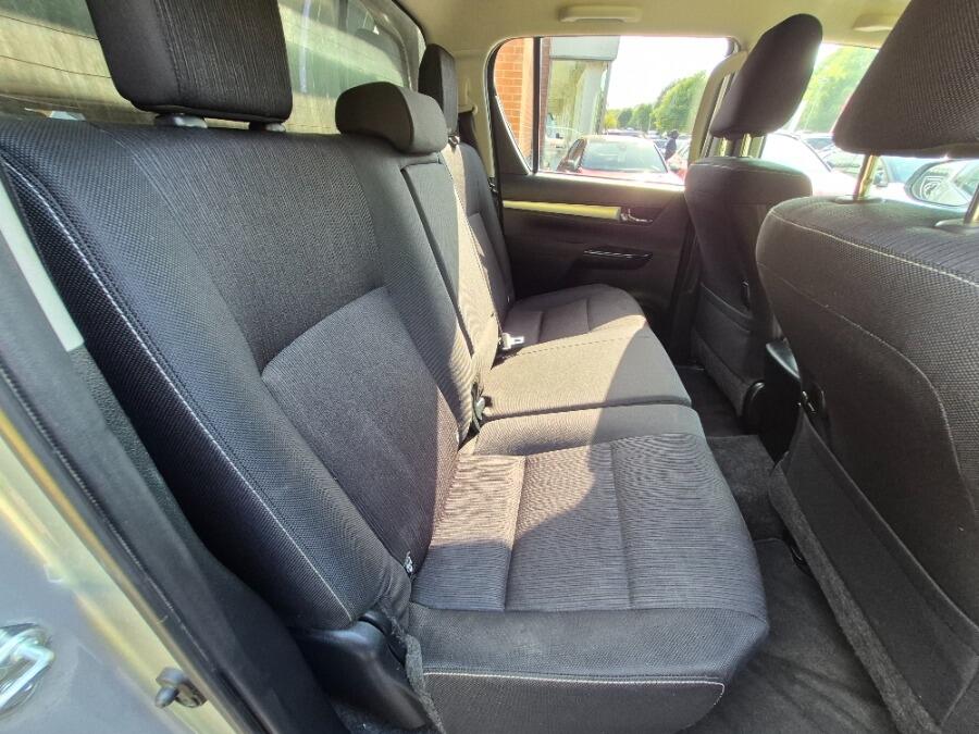 Used Toyota Hilux 2022 for sale - 76936420: Photo 21