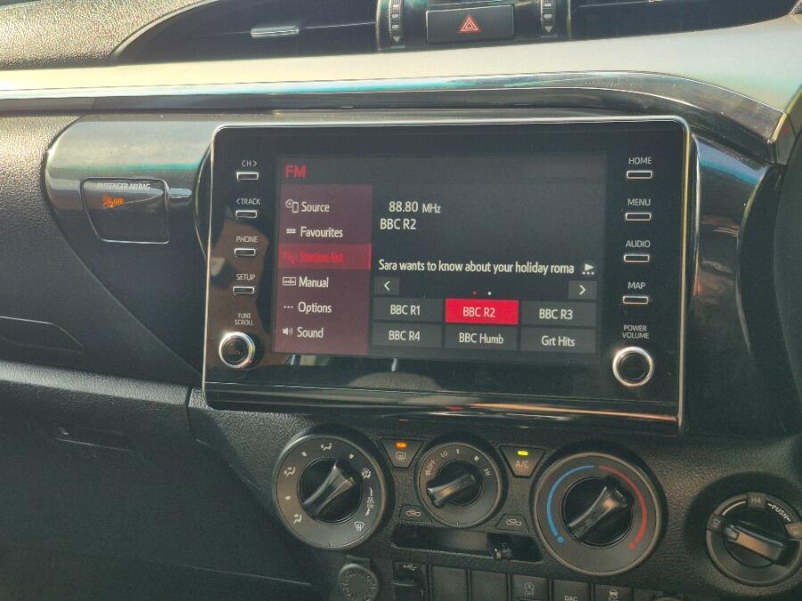 Used Toyota Hilux 2022 for sale - 76936420: Photo 31