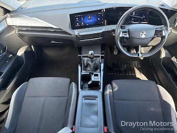 Used Vauxhall Astra 2023 for sale - 78086102: Photo