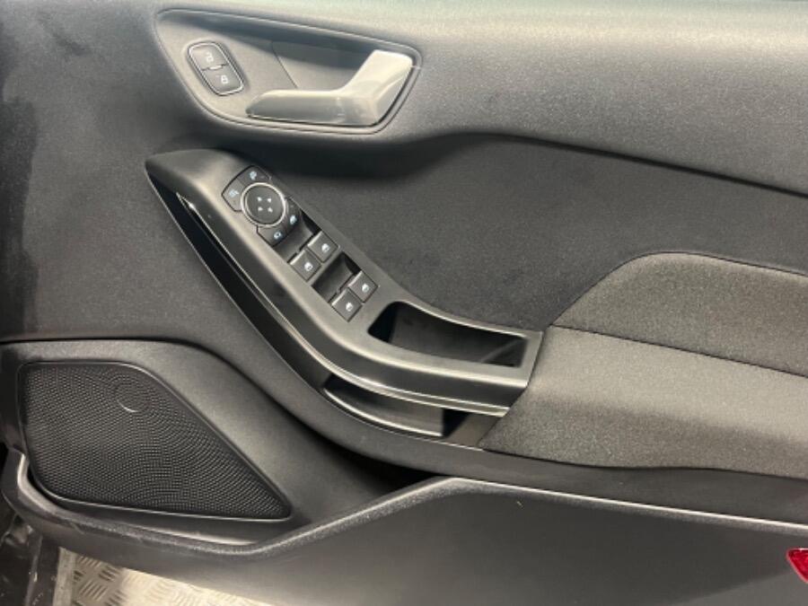 Used Ford Fiesta 2021 for sale - 76260266: Photo 16