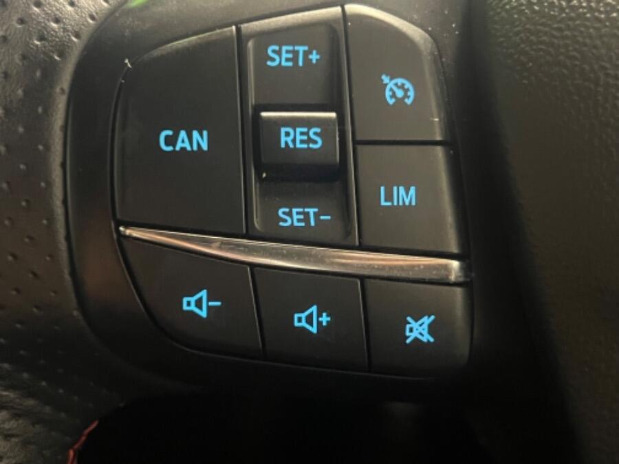 Used Ford Fiesta 2021 for sale - 76260266: Photo 21