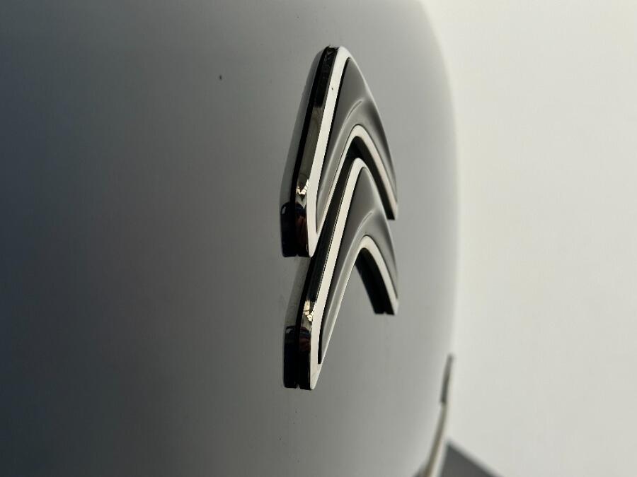 Vehicle 46