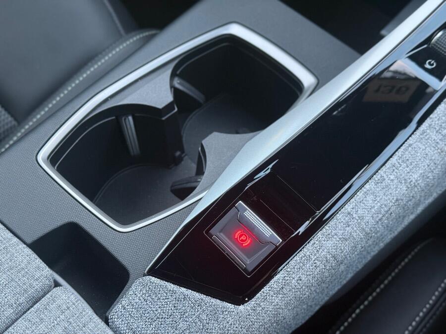 Used Peugeot 3008 for sale - 77344902: Photo 43