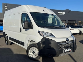 Vauxhall Movano feature image