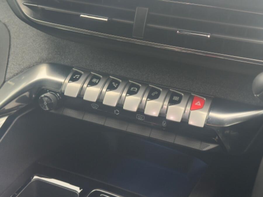 Used Peugeot 3008 2023 for sale - 77345481: Photo 14