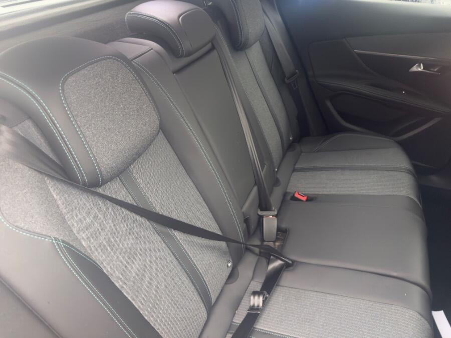 Used Peugeot 3008 2023 for sale - 77345481: Photo 9