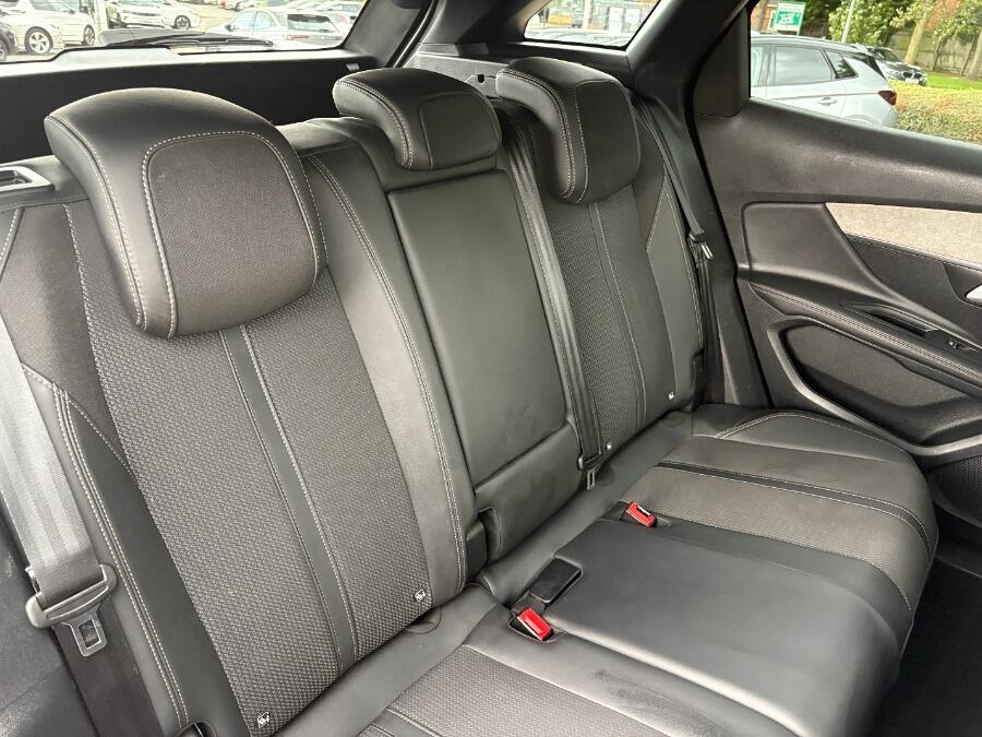 Used Peugeot 3008 2022 for sale - 76936359: Photo 29