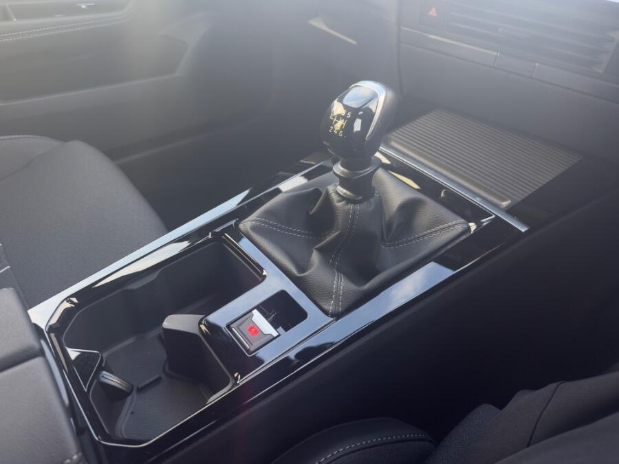 Used Vauxhall Astra 2025 for sale - 76473428: Photo 24