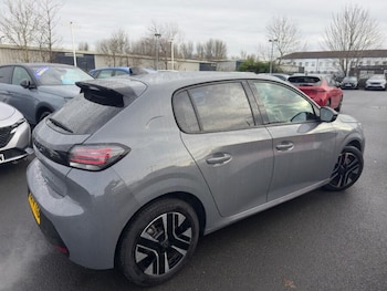 Used Peugeot 208 2024 for sale - 76735144: Photo