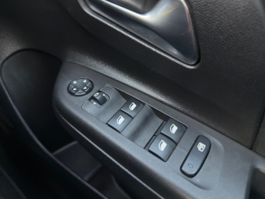 Used Vauxhall Corsa 2021 for sale - 76742748: Photo 23