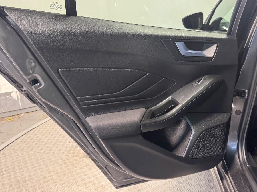 Used Ford Focus 2023 for sale - 76326225: Photo 13