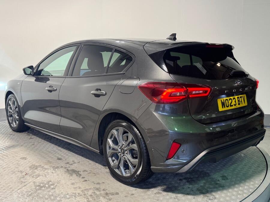 Used Ford Focus 2023 for sale - 76326225: Photo 5