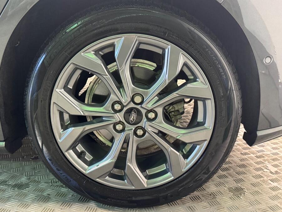 Used Ford Focus 2023 for sale - 76326225: Photo 9