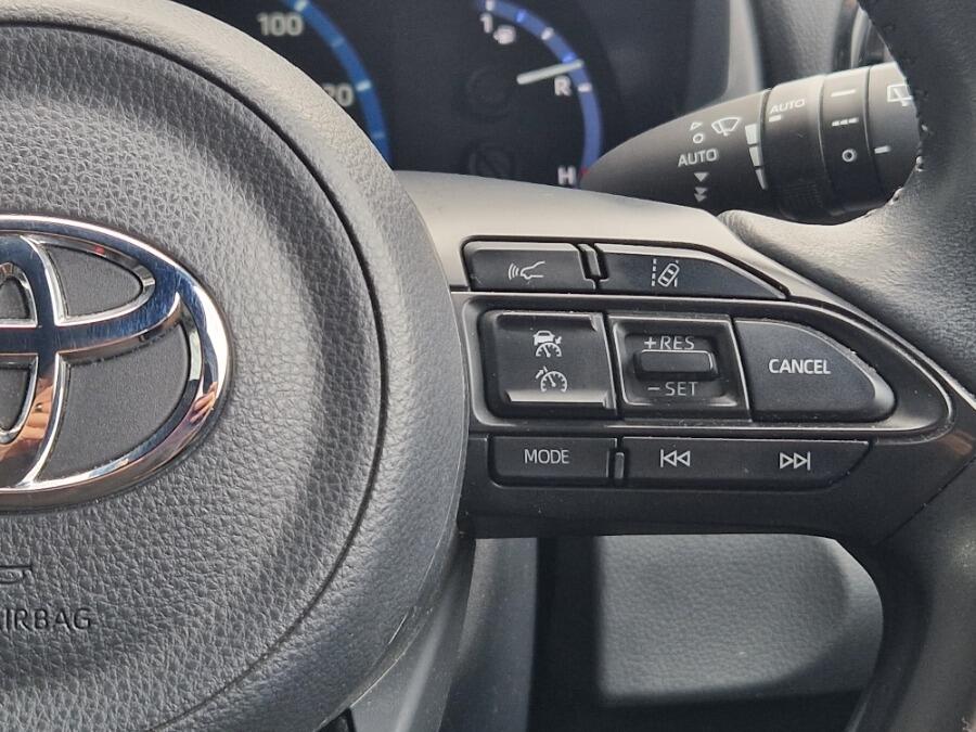 Used Toyota Yaris Cross 2022 for sale - 77345018: Photo 48