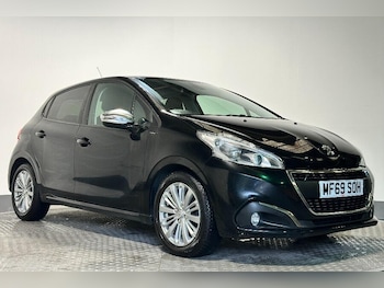 Peugeot - 208