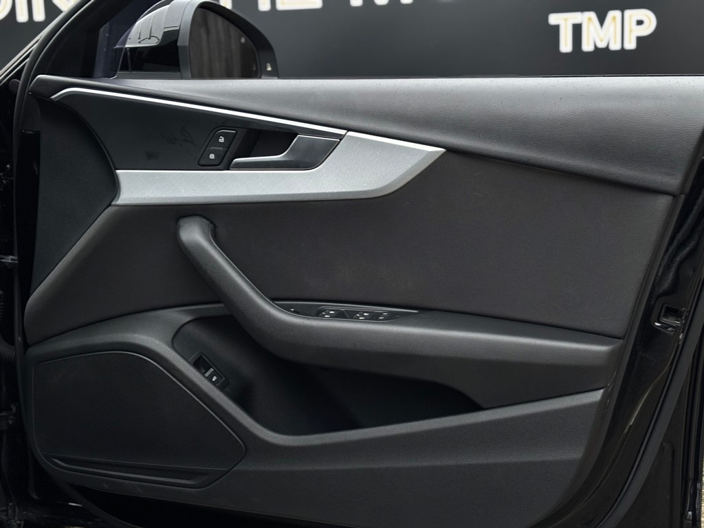 Used Audi A4 2016 for sale - 77210783: Photo 8