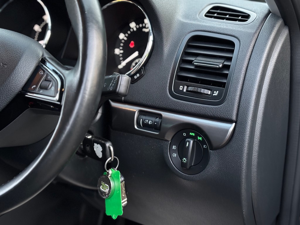 Used Skoda Yeti 2017 for sale - 77499877: Photo 6