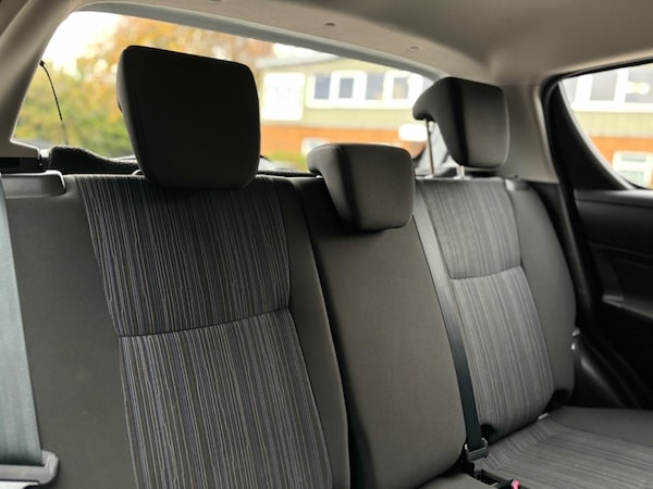 Used Suzuki Swift 2015 for sale - 76265789: Photo 18
