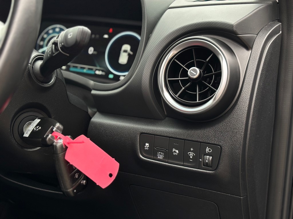 Used Hyundai KONA 2022 for sale - 76971632: Photo 11