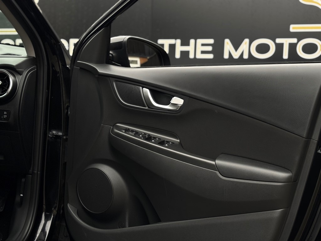 Used Hyundai KONA 2022 for sale - 76971632: Photo 7