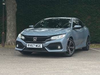 Used Honda Civic 2017 for sale - 79232276: Photo