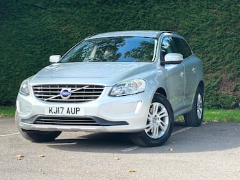 Used Volvo XC60 2017 for sale - 79842125: Photo