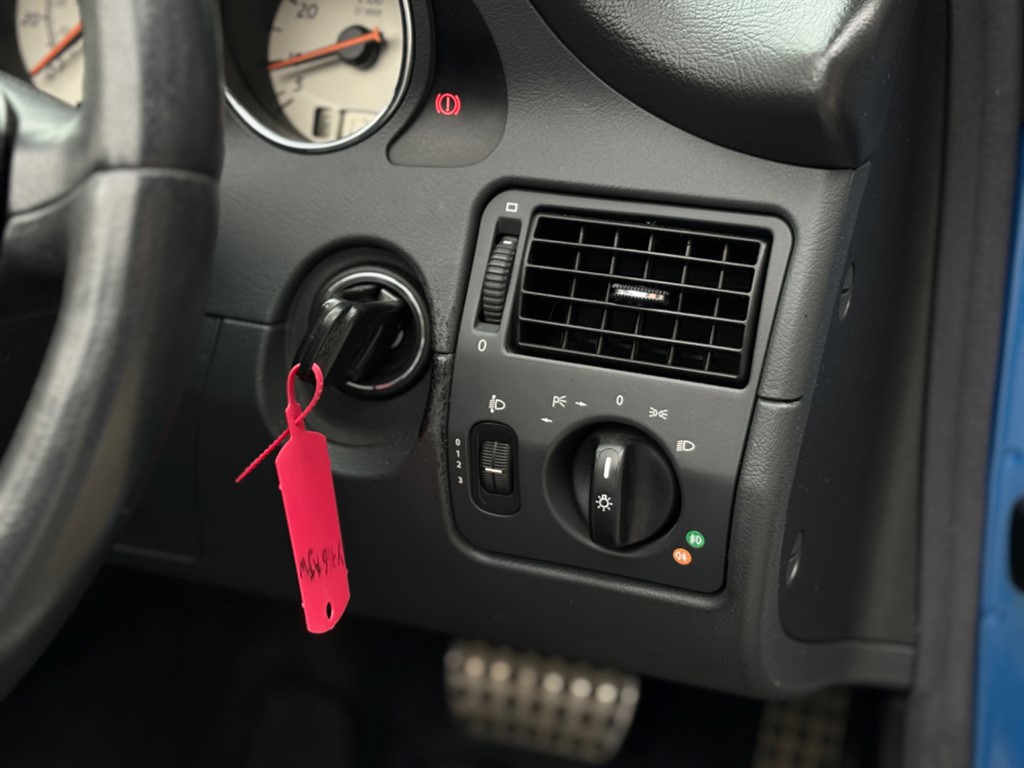 Used Mercedes-Benz SLK 2001 for sale - 76265788: Photo 12