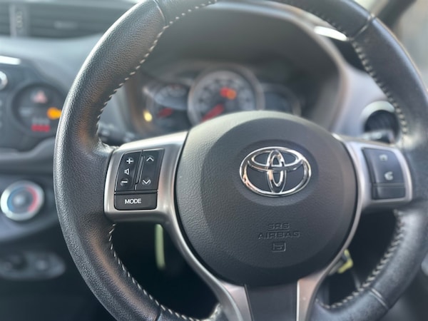 Used Toyota Yaris 2015 for sale - 75571702: Photo 13